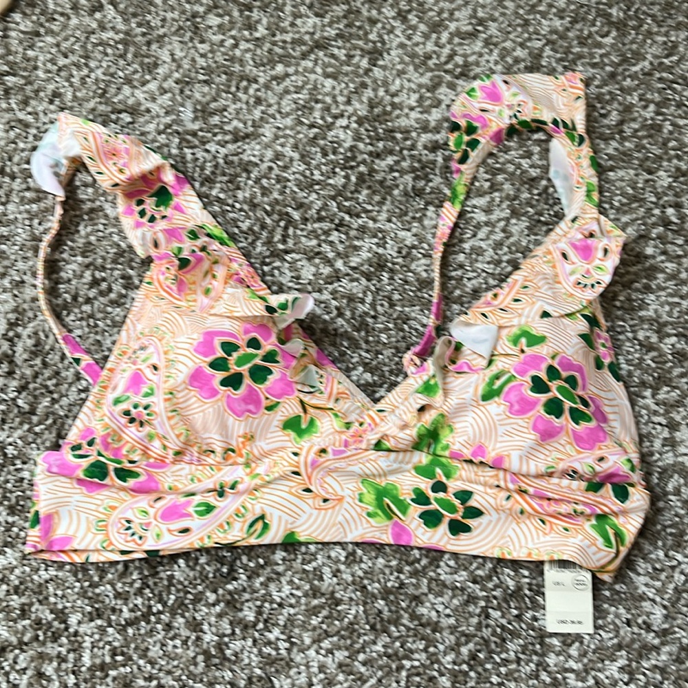 Never worn Aerie bikini top size large